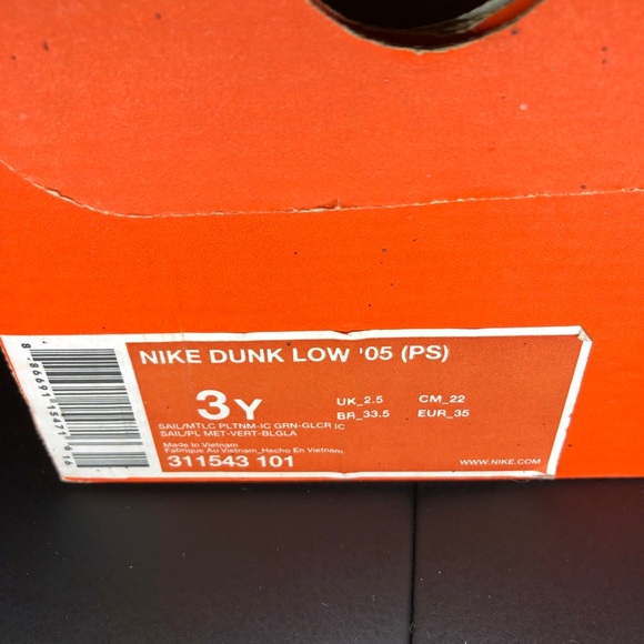 Nike SB  Dunk - Picture 9 of 9